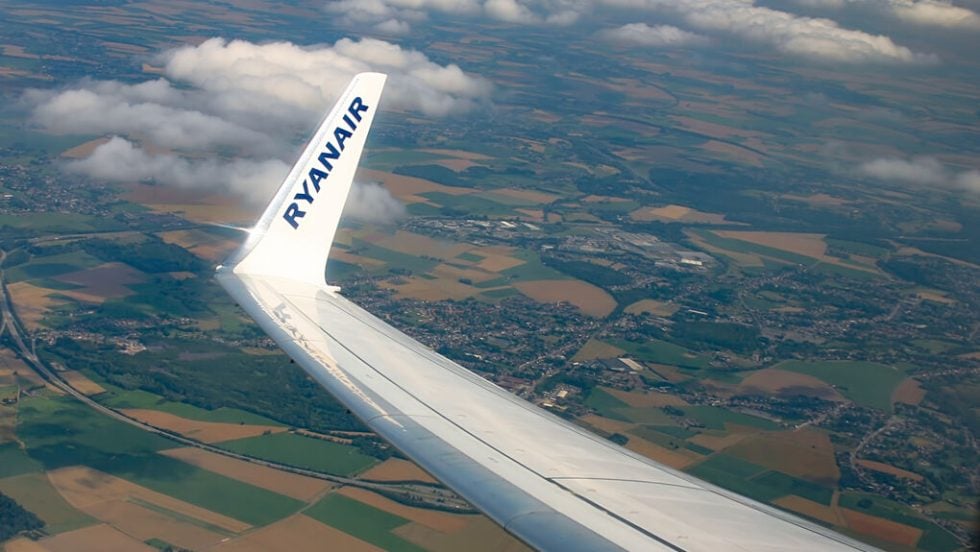 Αντιμονοπωλιακές ριπές από τη Ryanair